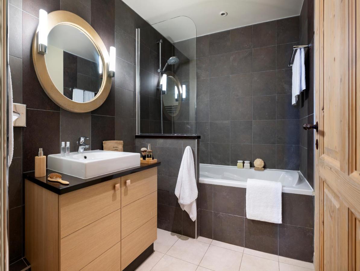 Two-Bedroom Apartment Open Mountain View